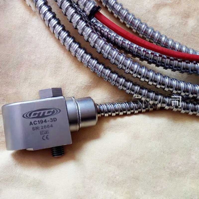 Cảm biến gia tốc 100 mV/g kích thước nhỏ gọn CTC AC194-3D